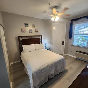  Apartment 1 Bed 1 Bath At Img Near United States